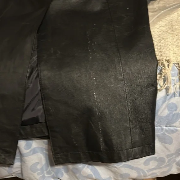 Men’s leather trench coat - Picture 7 of 12